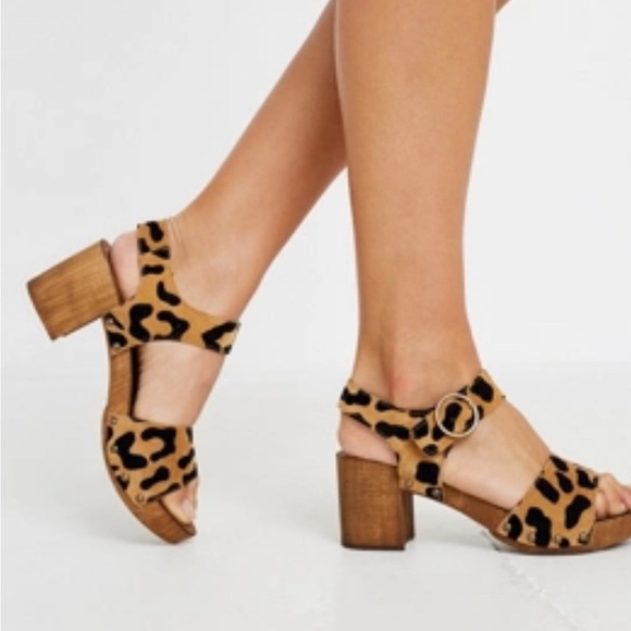 Urban Outfitters Alana Wood Leopard Print Women’s Sandals Size 7.5/8 (EU 38) - Picture 11 of 11